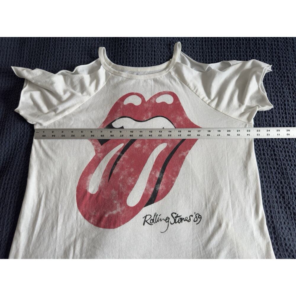 Rolling Stones Cold Shoulder Plus Size 1X Tee - Picture 6 of 7